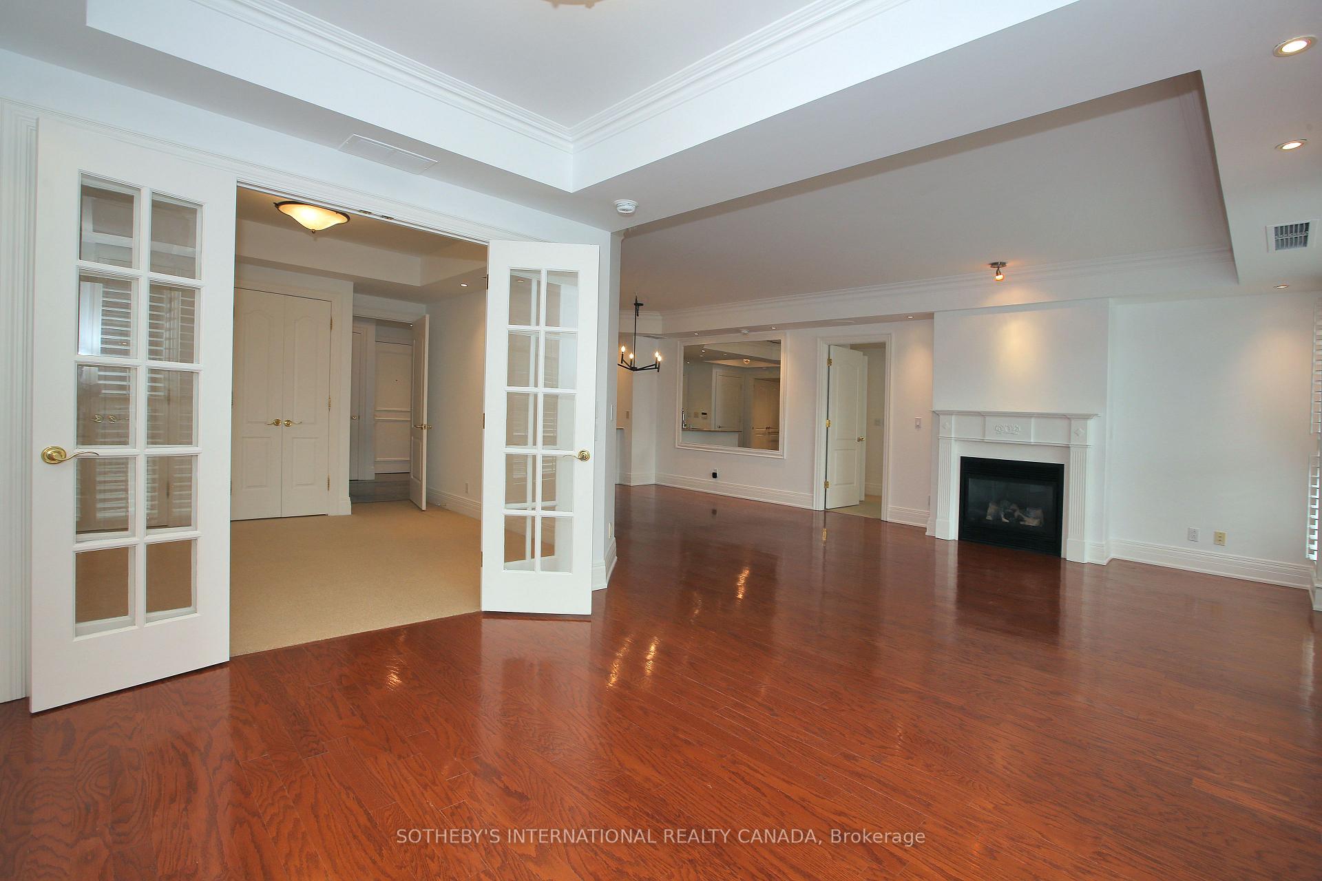 33 Delisle Avenue 809