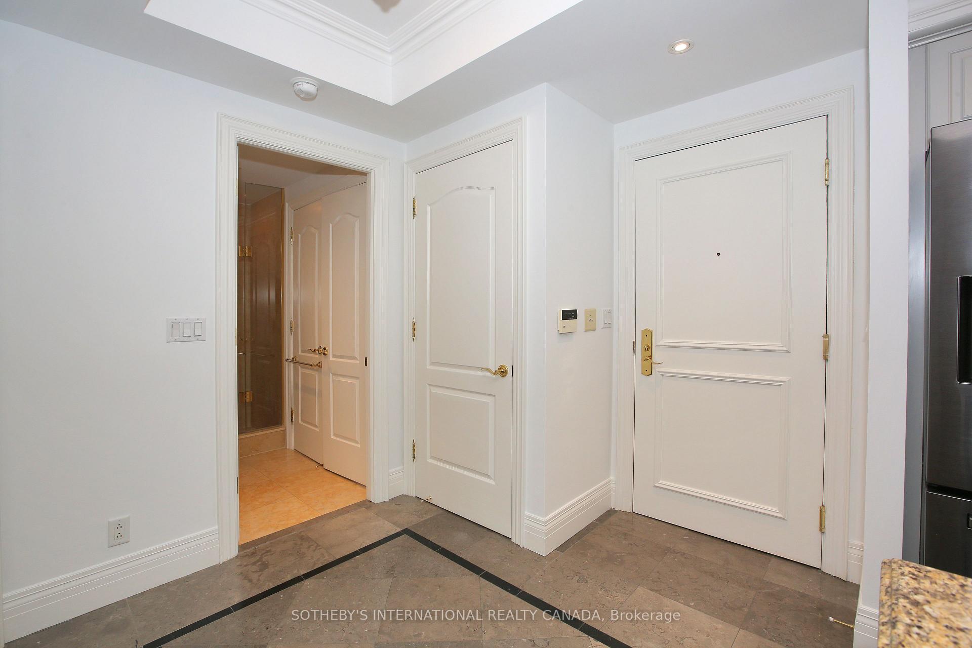 33 Delisle Avenue 809