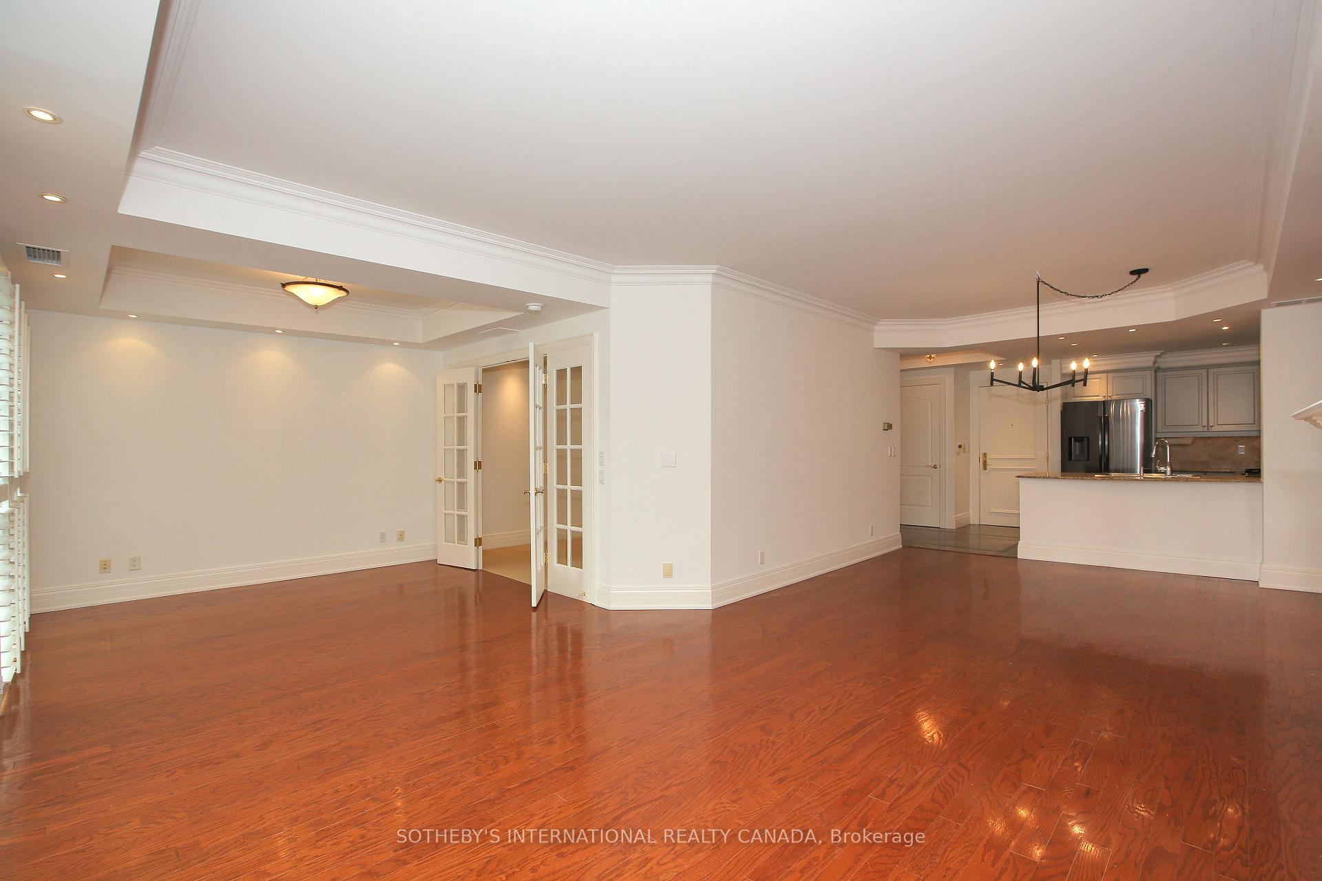 33 Delisle Avenue 809