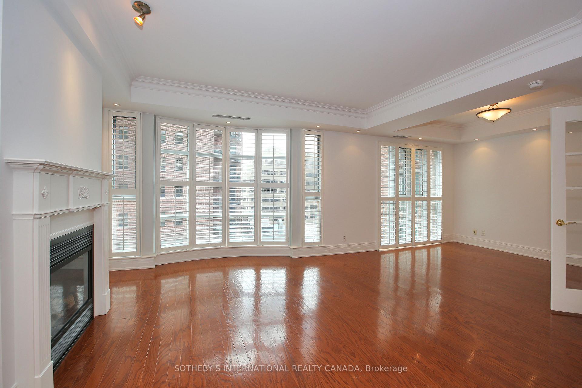 33 Delisle Avenue 809