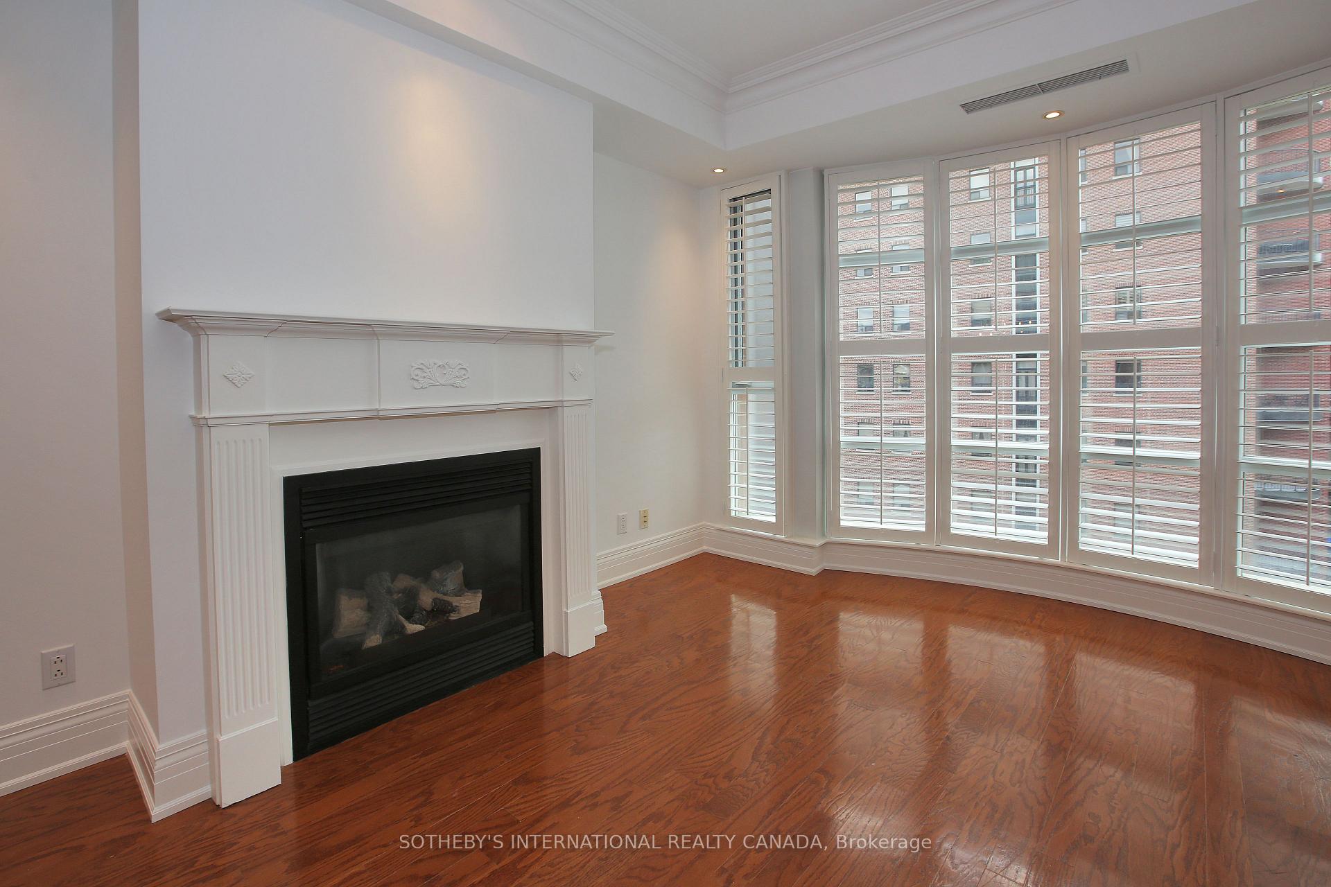 33 Delisle Avenue 809
