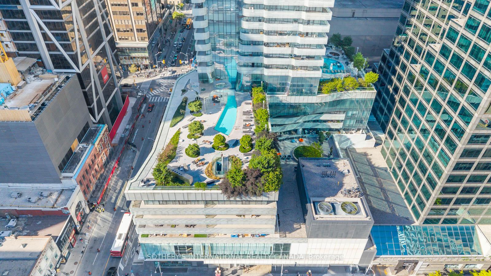 1 Bloor Street E 303