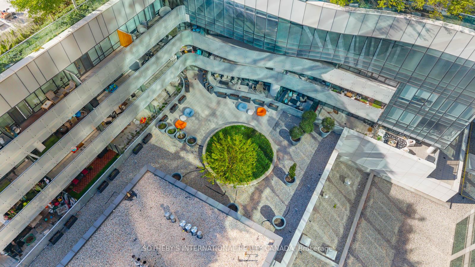 1 Bloor Street E 303