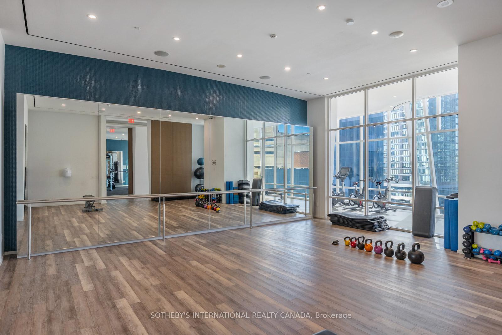 1 Bloor Street E 303