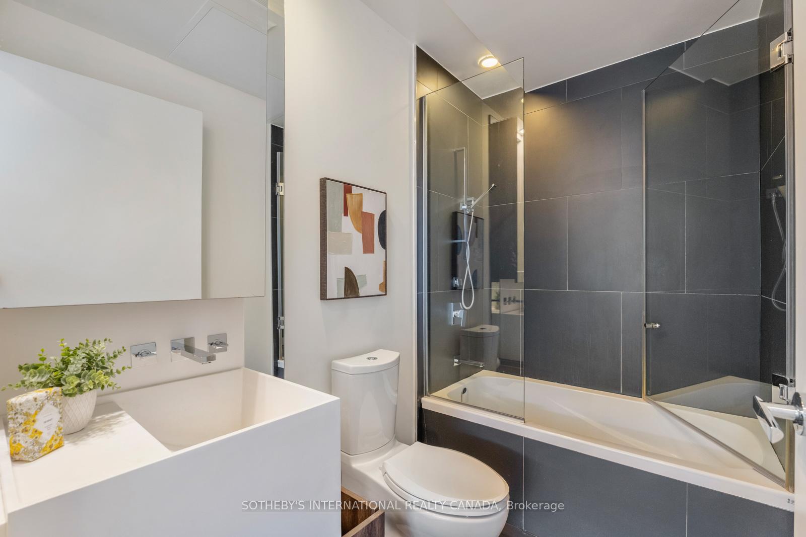 1 Bloor Street E 303