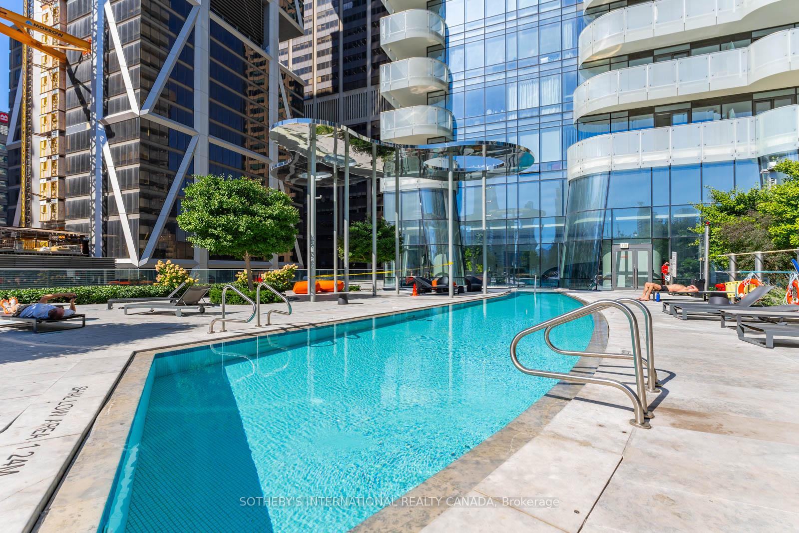 1 Bloor Street E 303