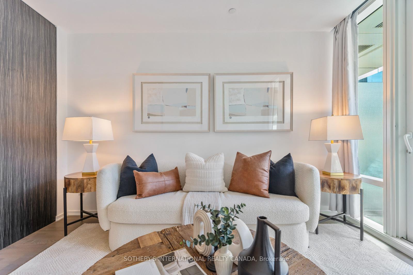 1 Bloor Street E 303