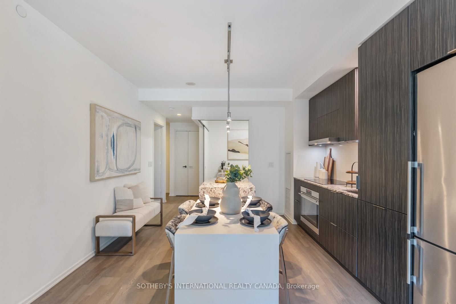 1 Bloor Street E 303