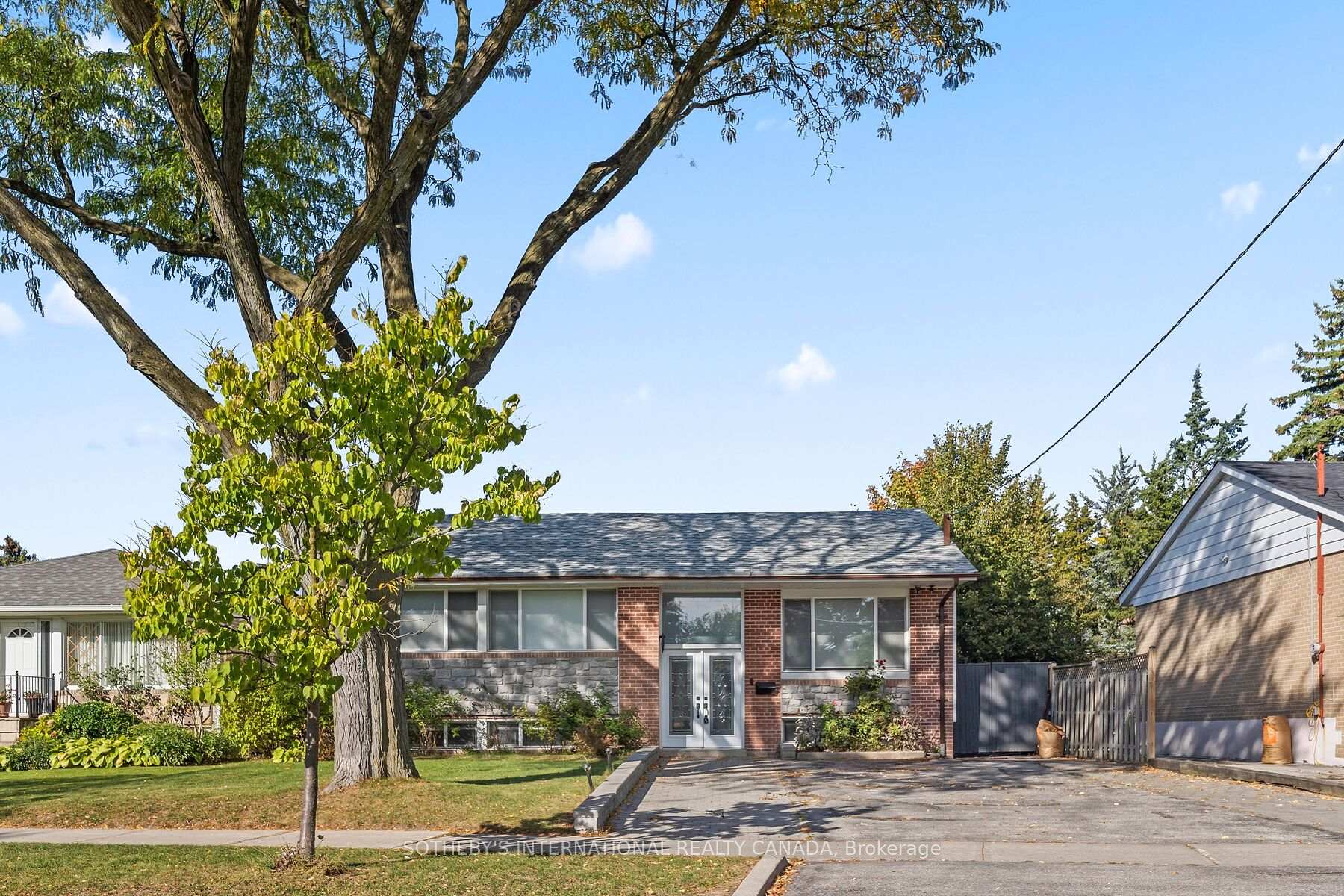 108 Lynedock Crescent