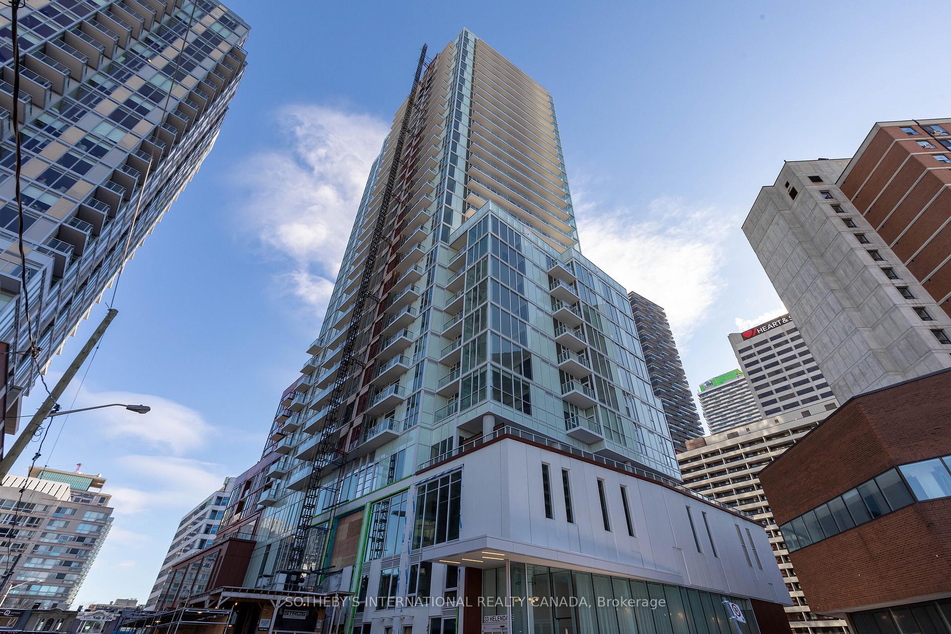 33 Helendale Avenue 403