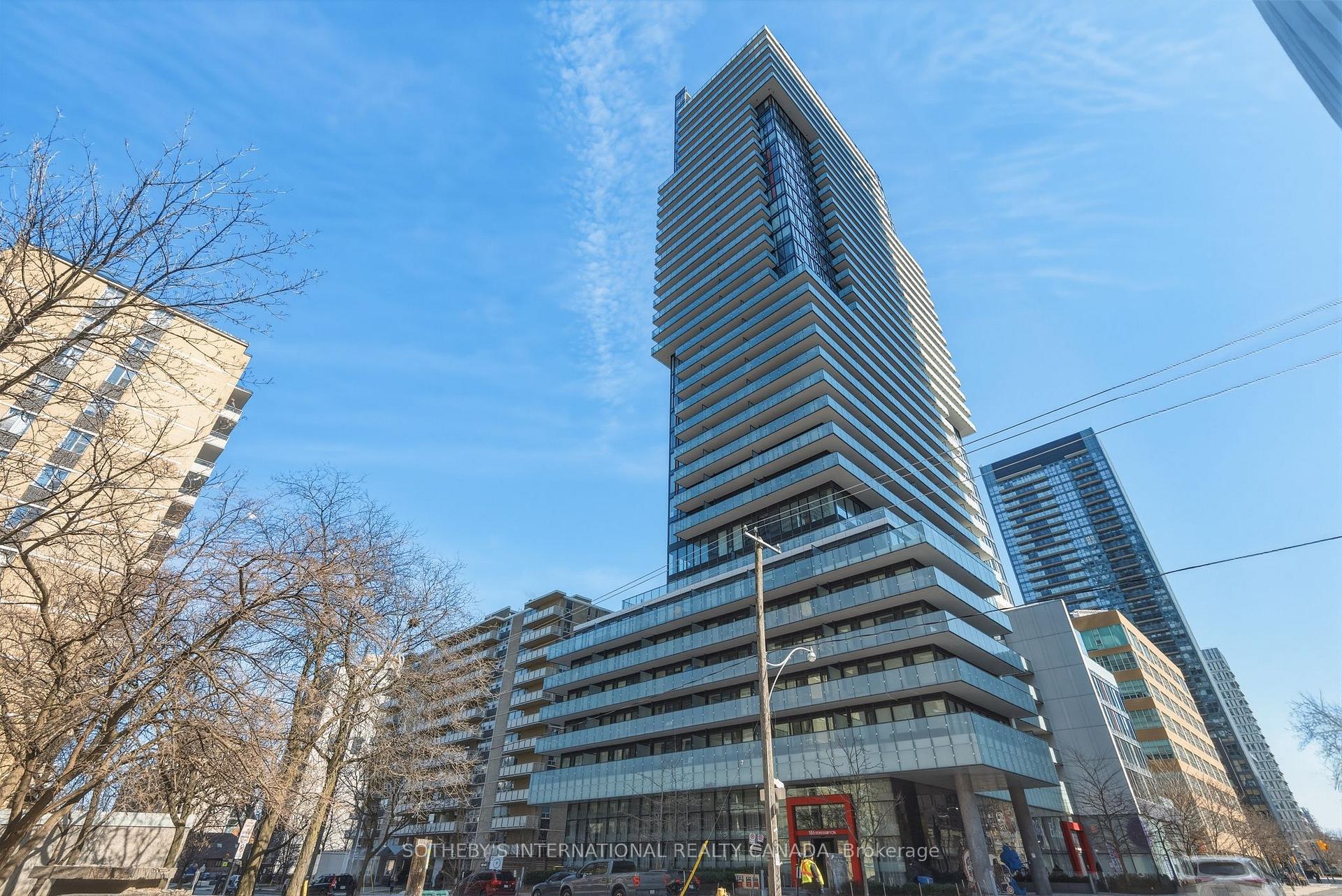 185 Roehampton Avenue 1101