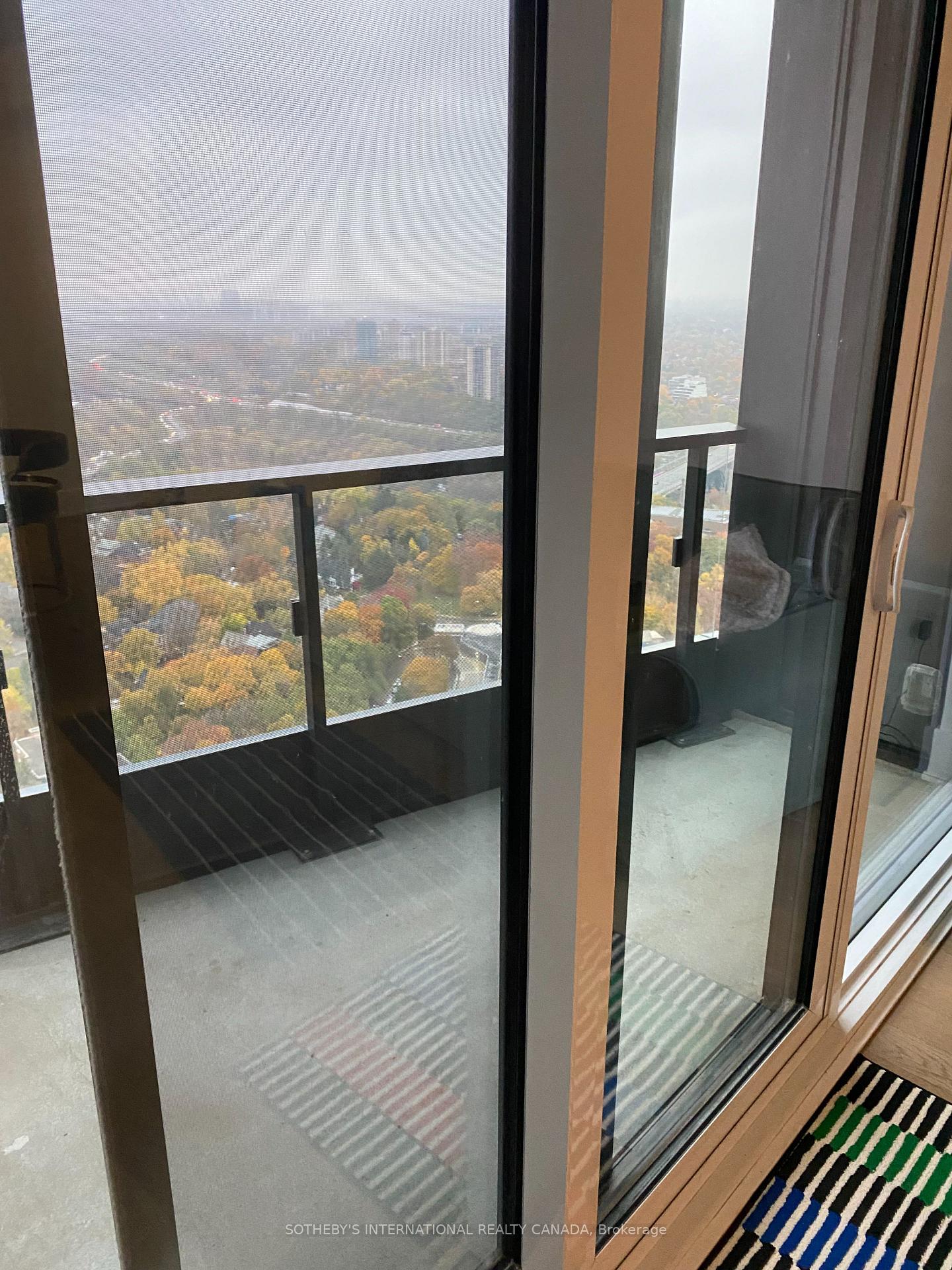 585 Bloor Street E 4215