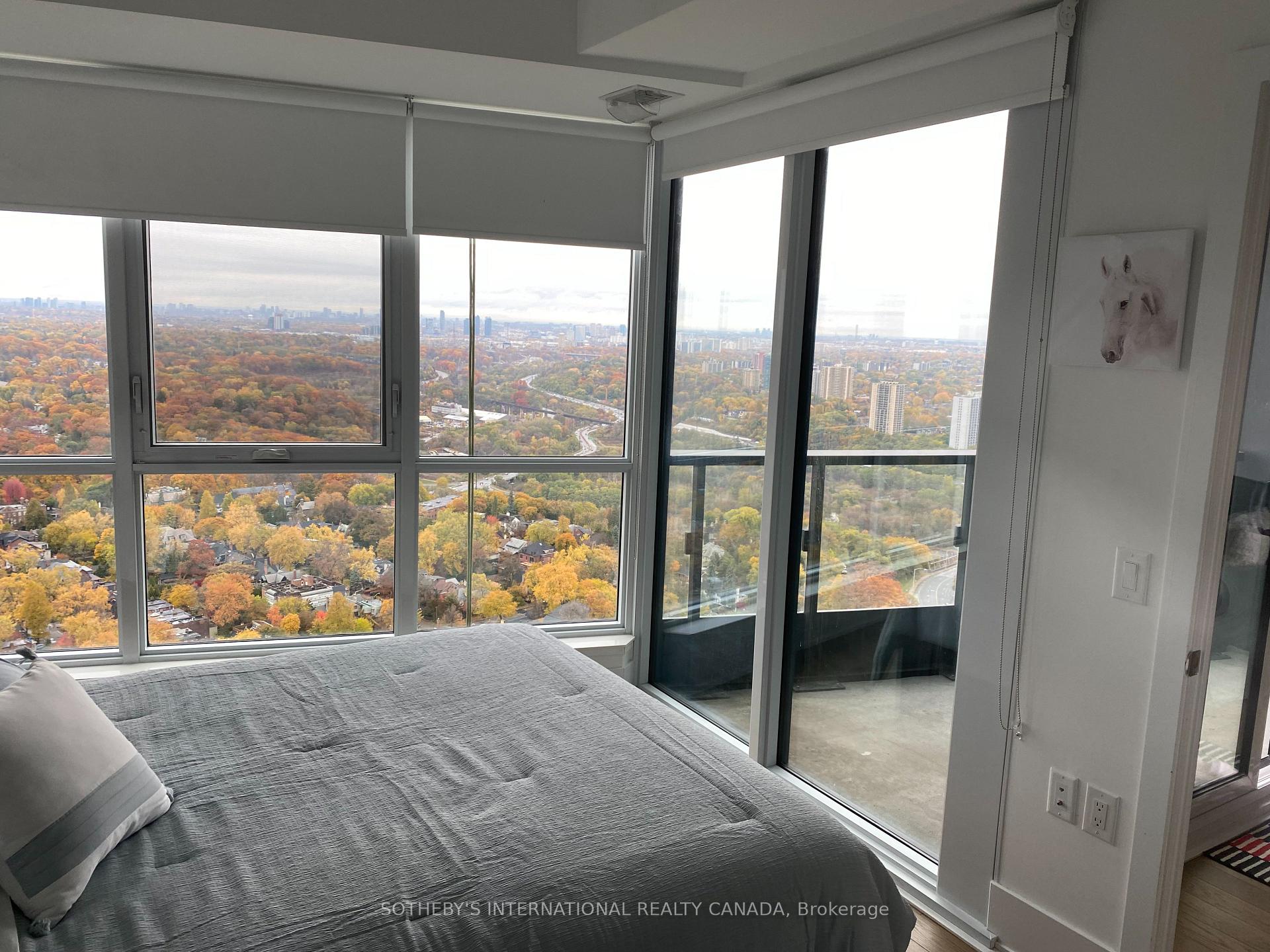 585 Bloor Street E 4215