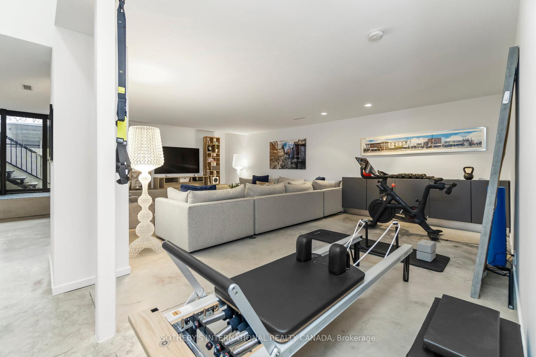 95 Riverview Drive