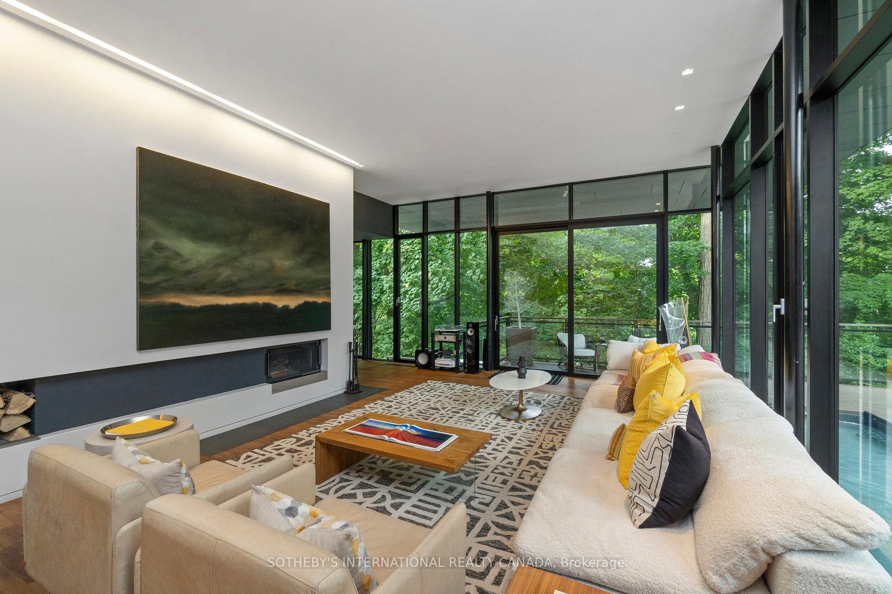 95 Riverview Drive
