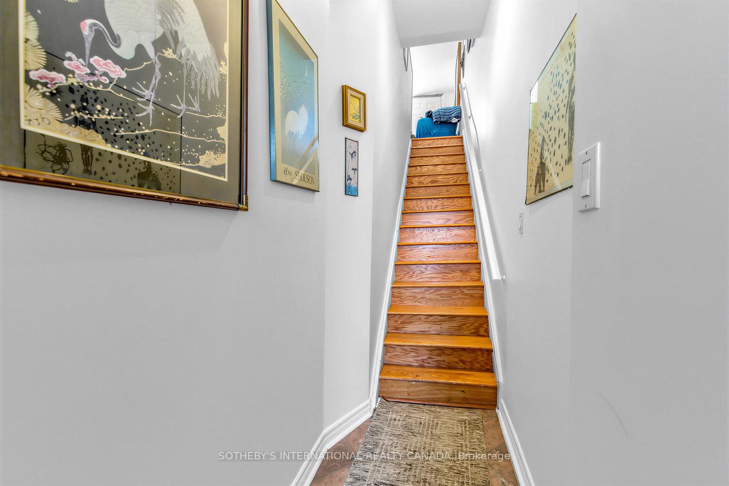 243 Gerrard Street E
