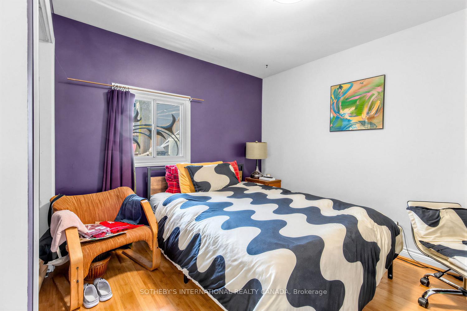 243 Gerrard Street E