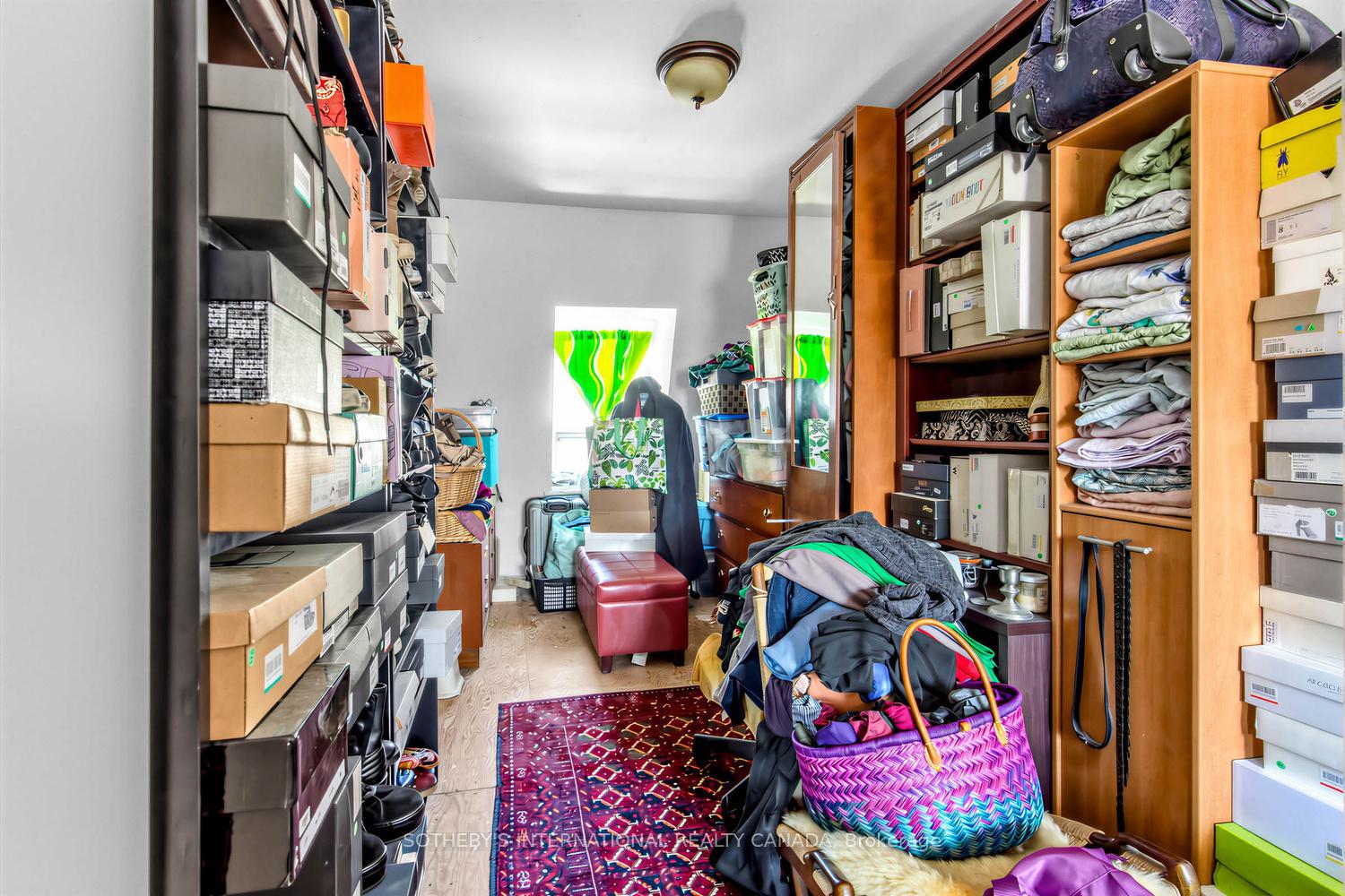 243 Gerrard Street E