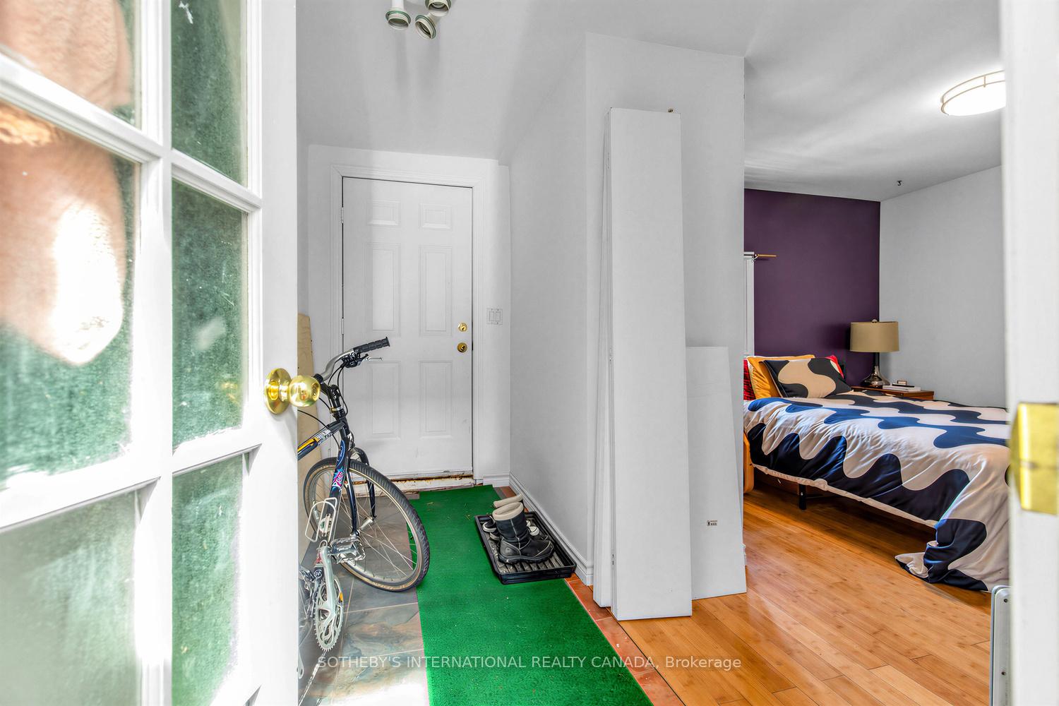 243 Gerrard Street E