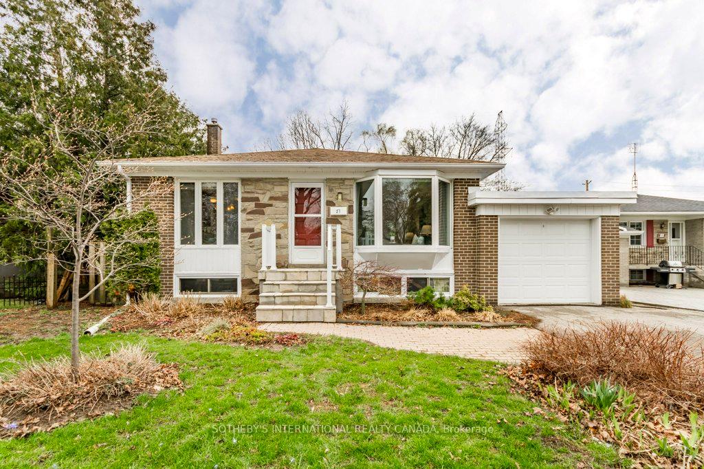 21 Summerside Crescent