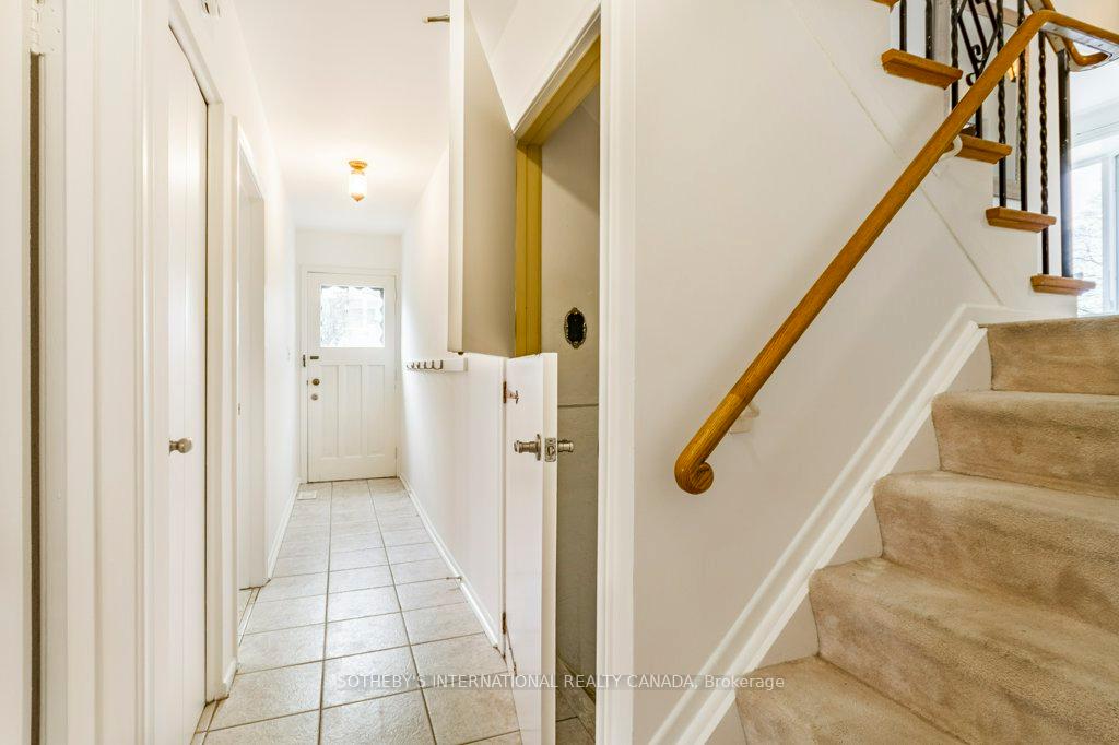21 Summerside Crescent