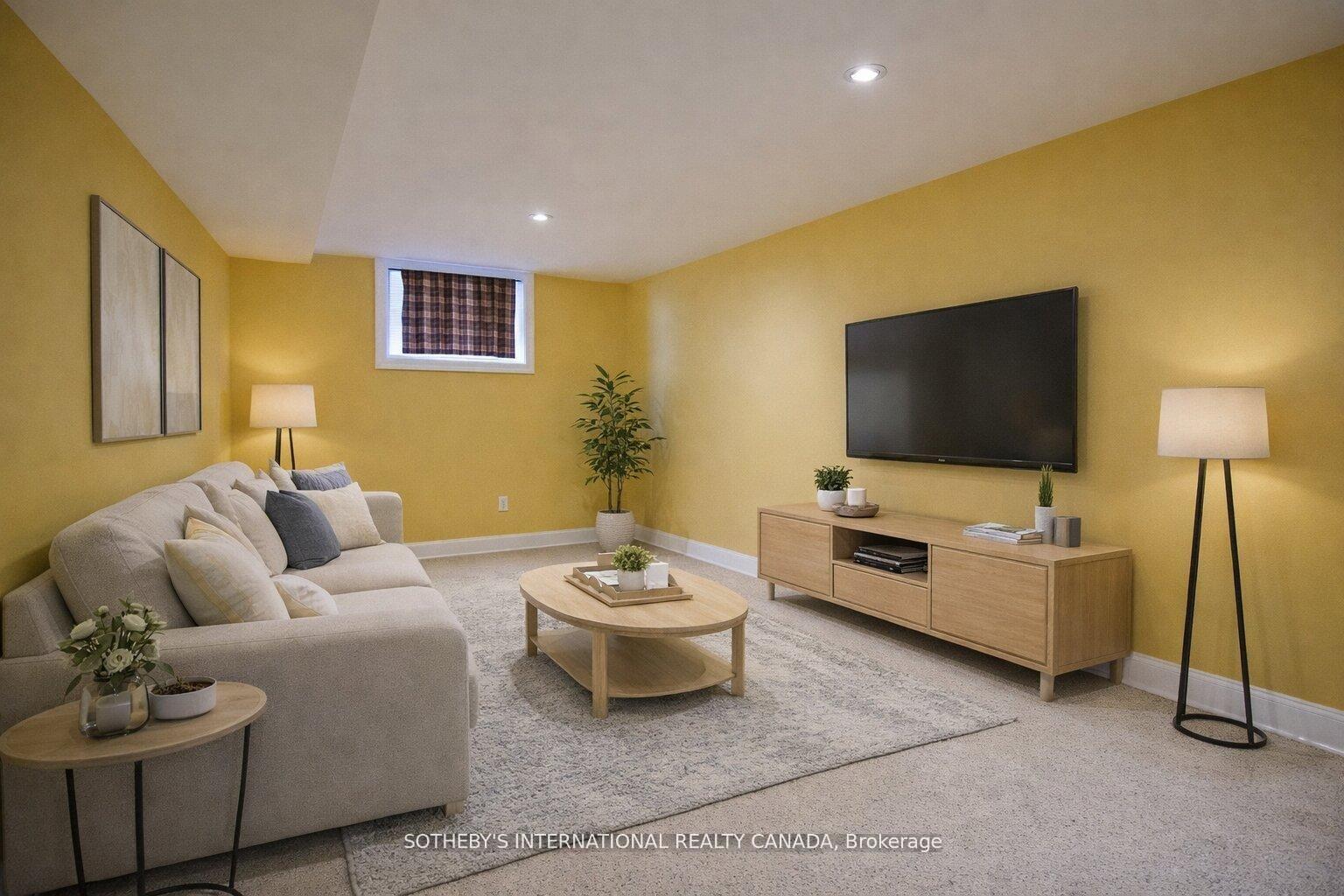 49 Hillsdale Avenue W