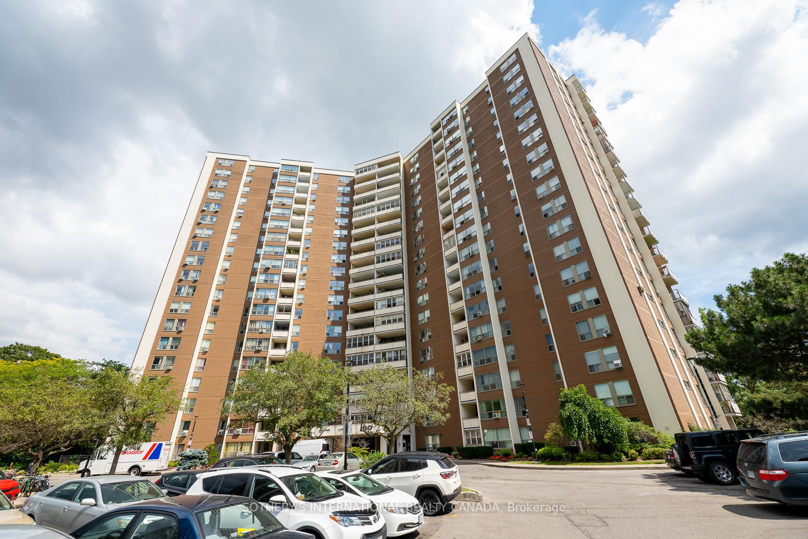 60 Pavane Link Way 706