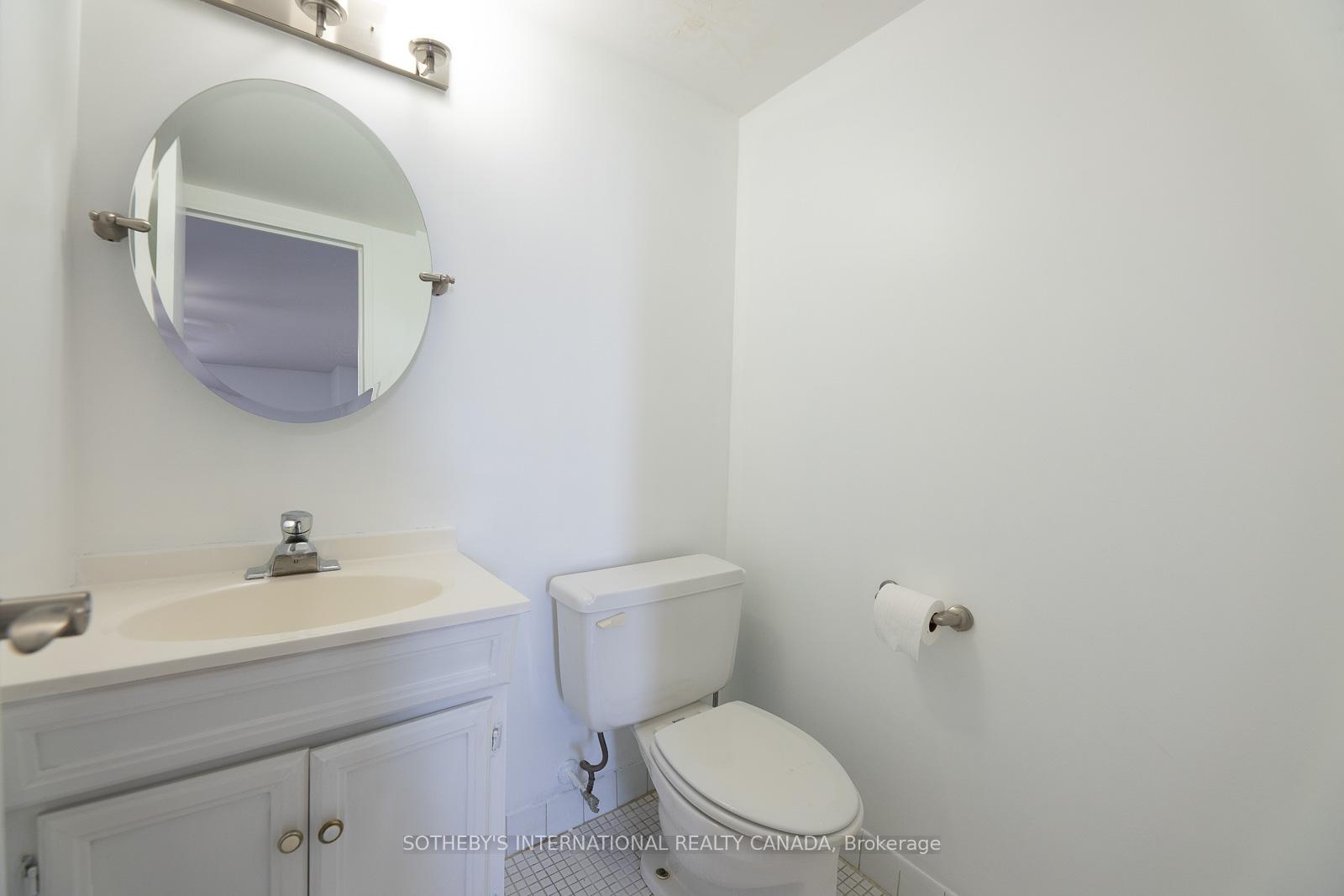 60 Pavane Link Way 706
