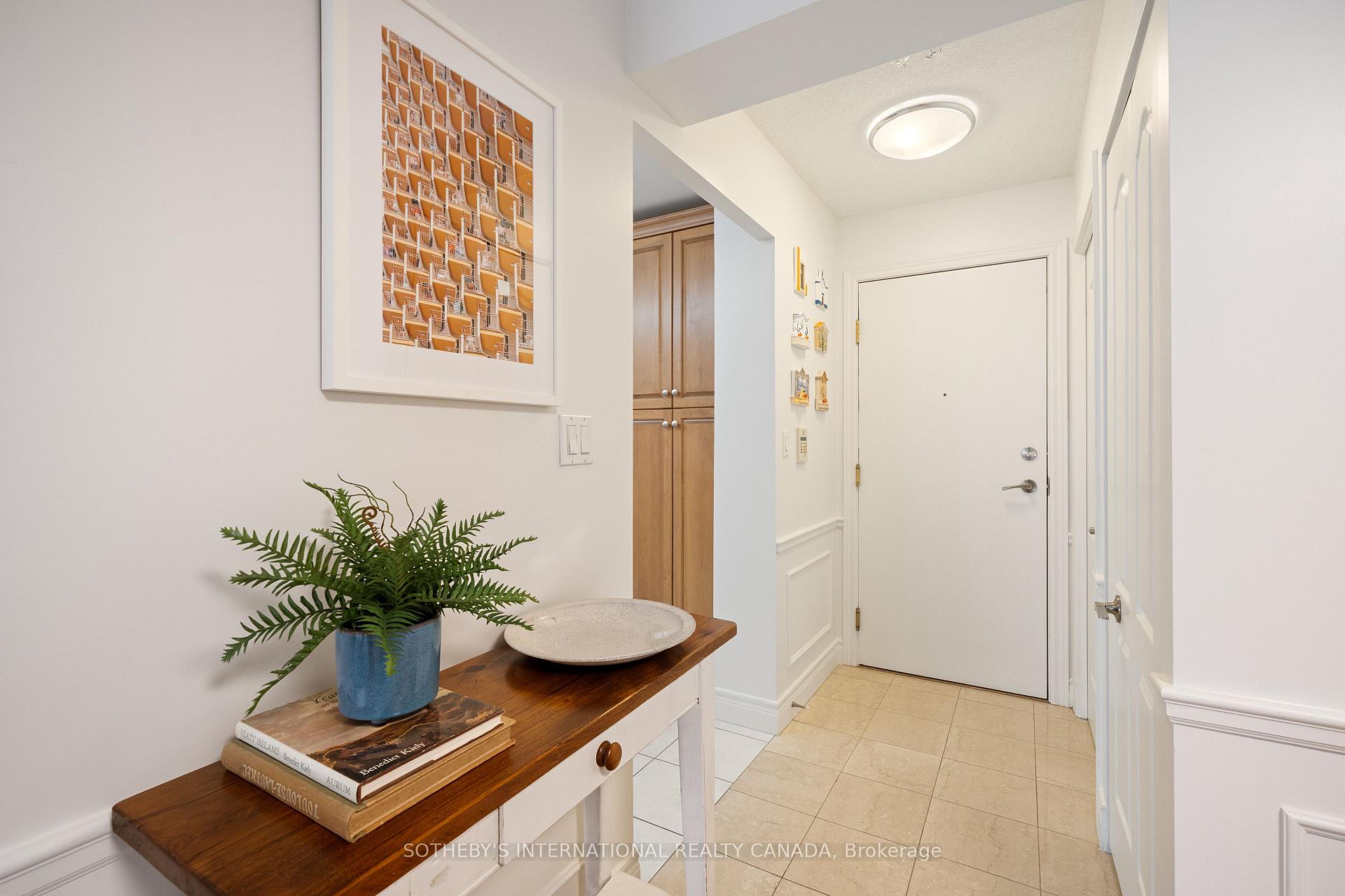 5418 Yonge Street 517