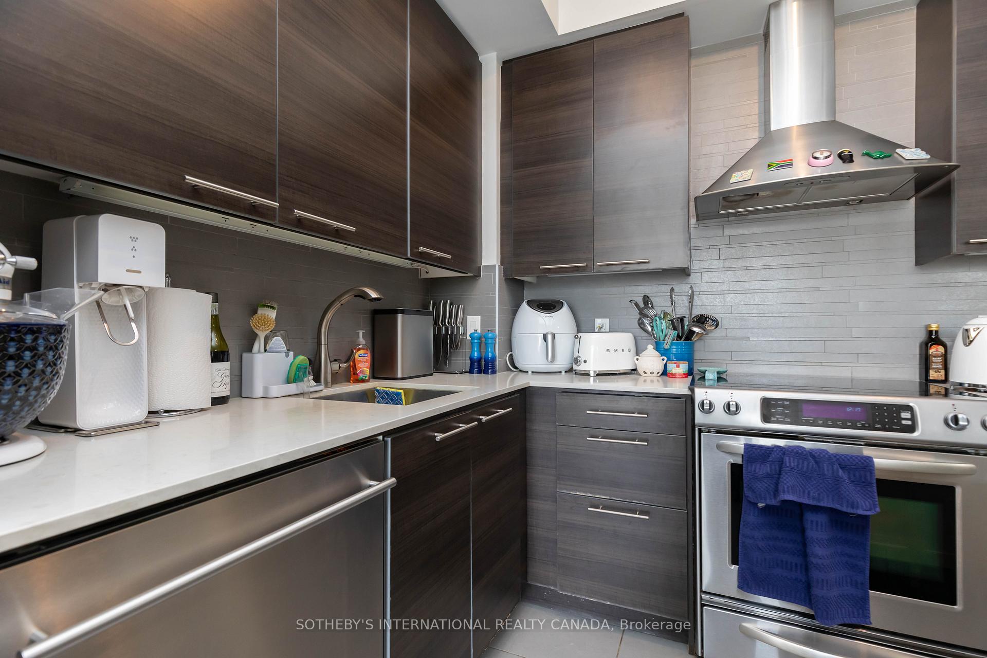 1 Market Street 1215