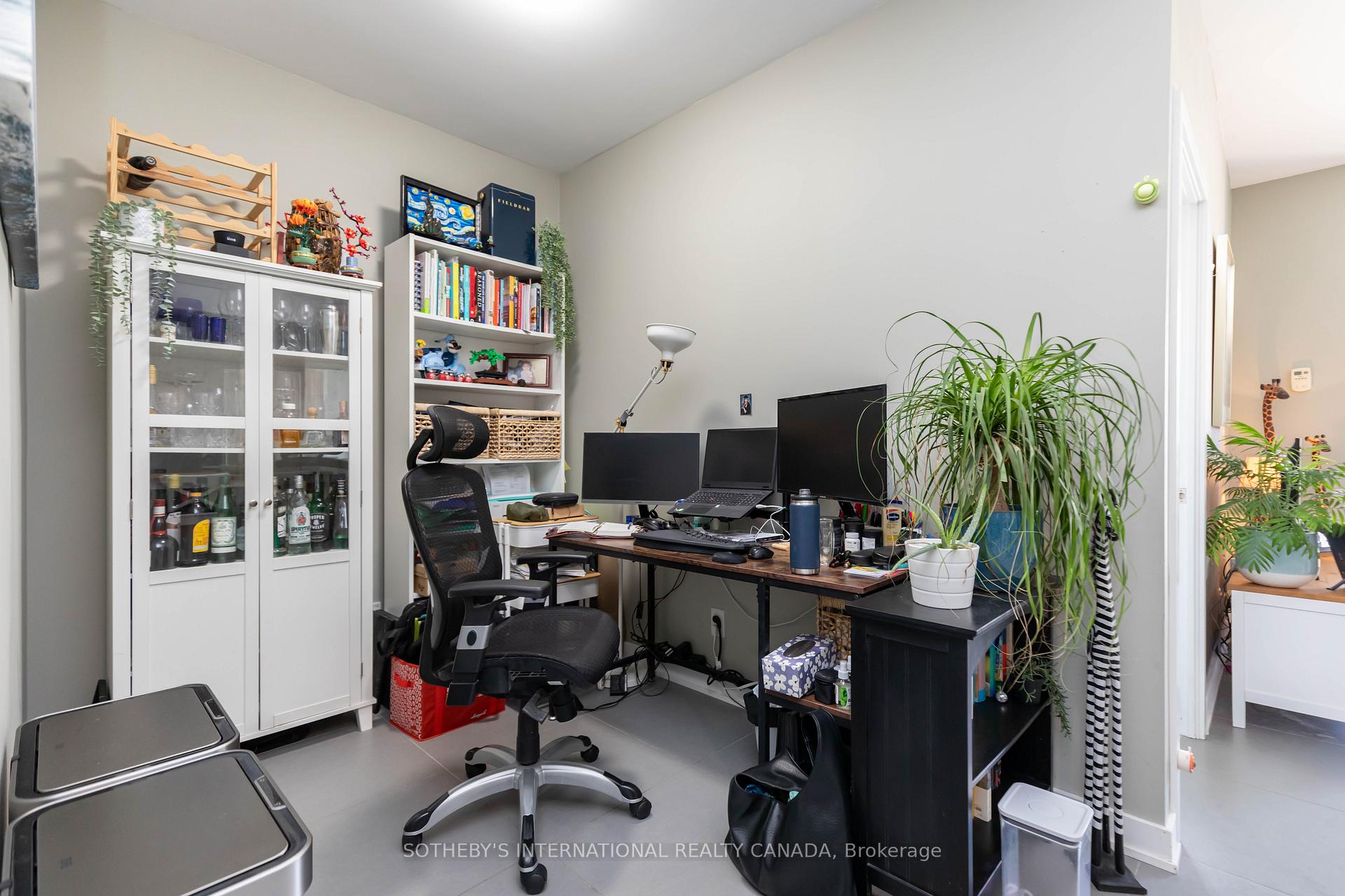1 Market Street 1215