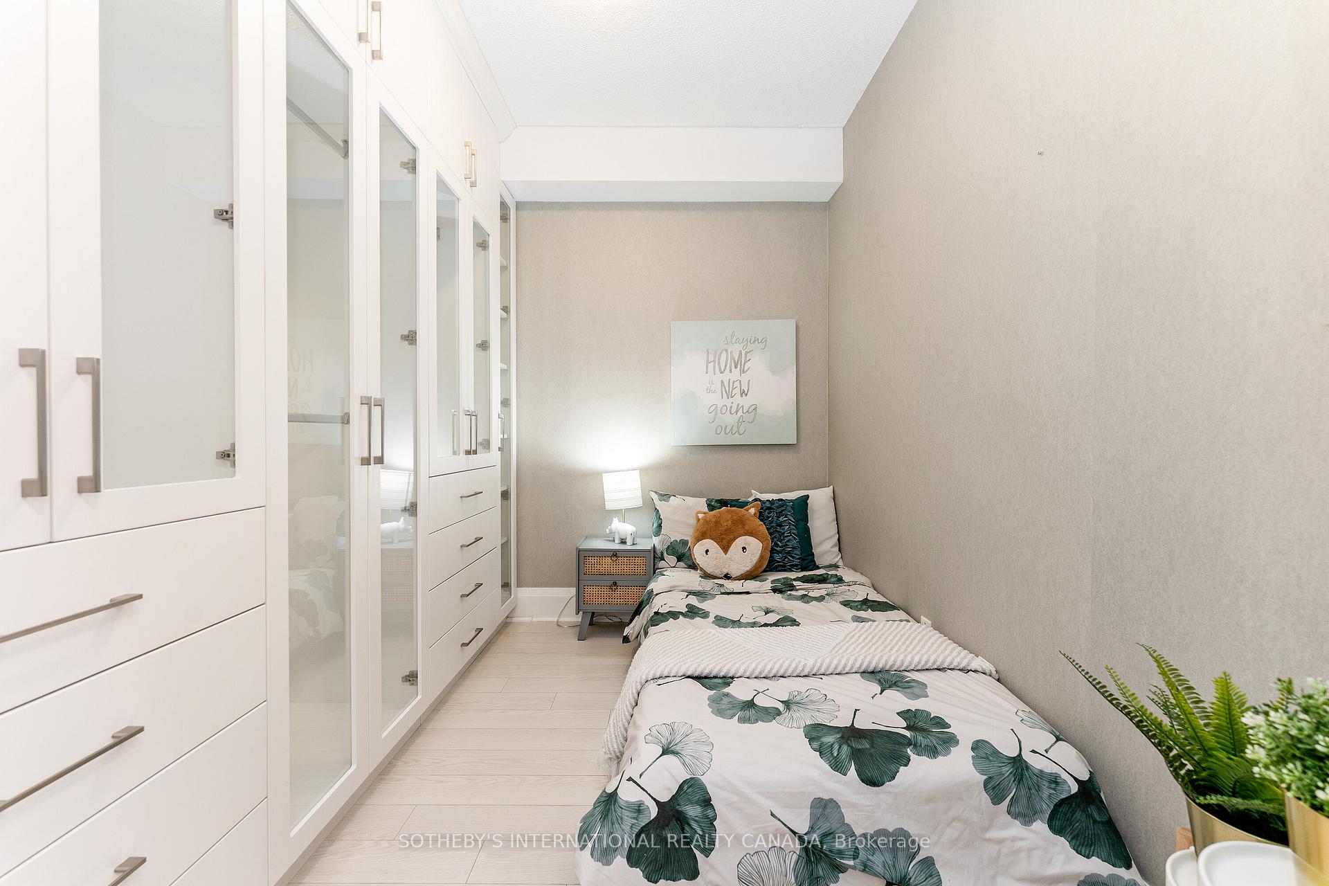100 Harrison Garden Boulevard 824