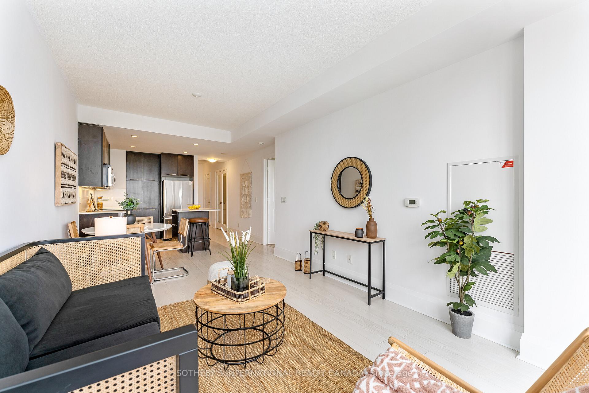 100 Harrison Garden Boulevard 824