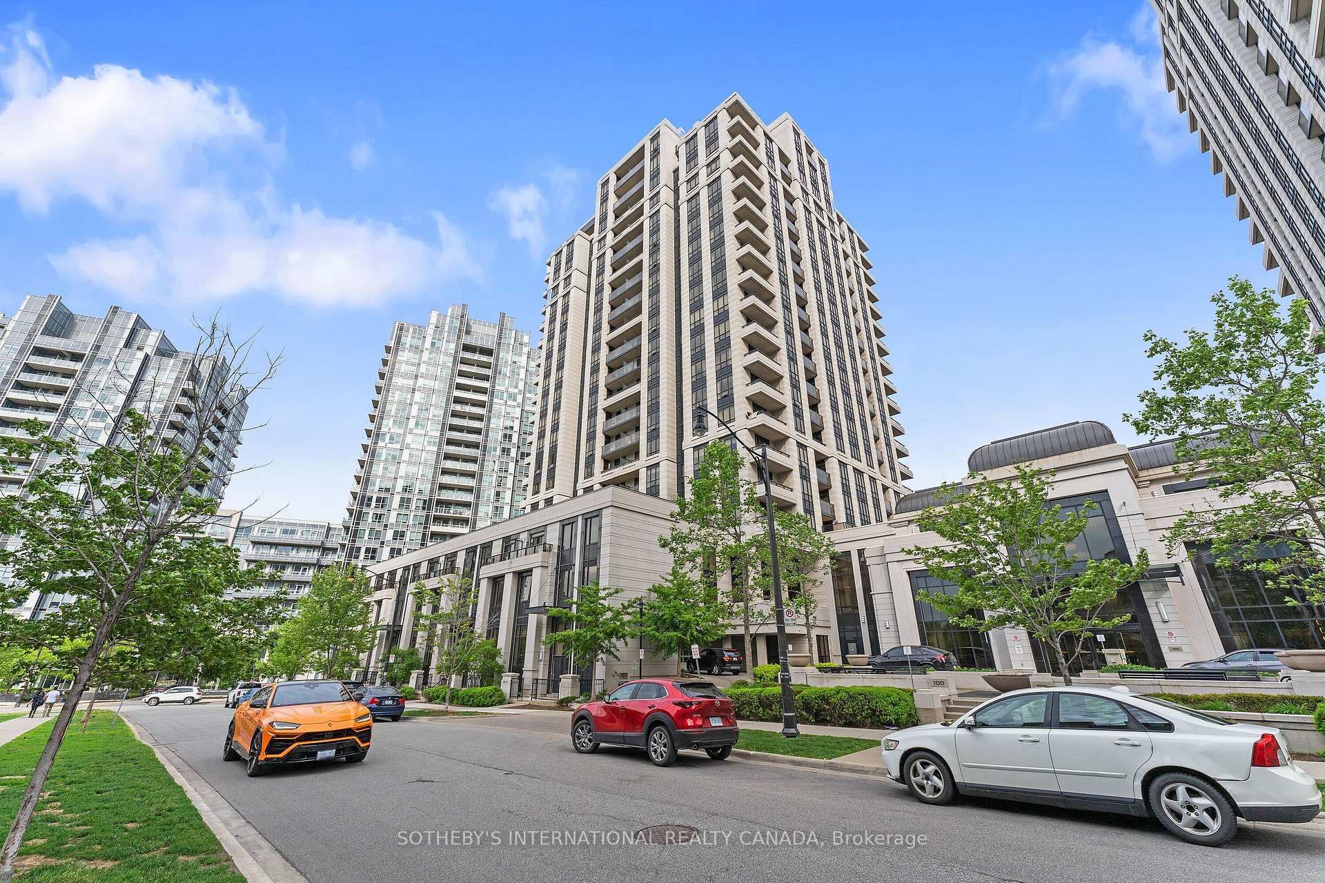 100 Harrison Garden Boulevard 824