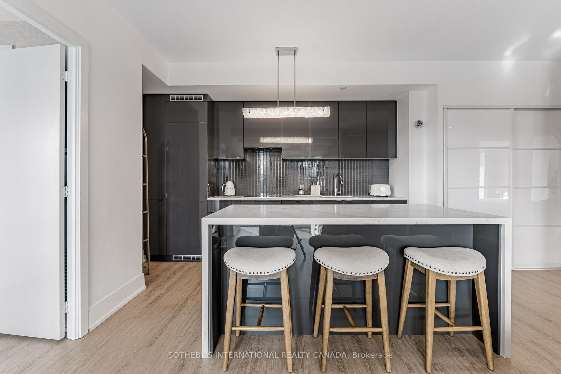 7 Grenville Street 4511