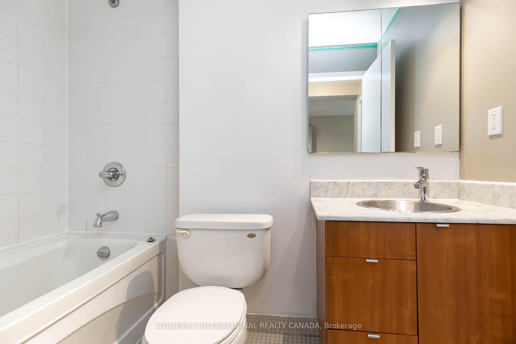 33 Lombard Street 1004
