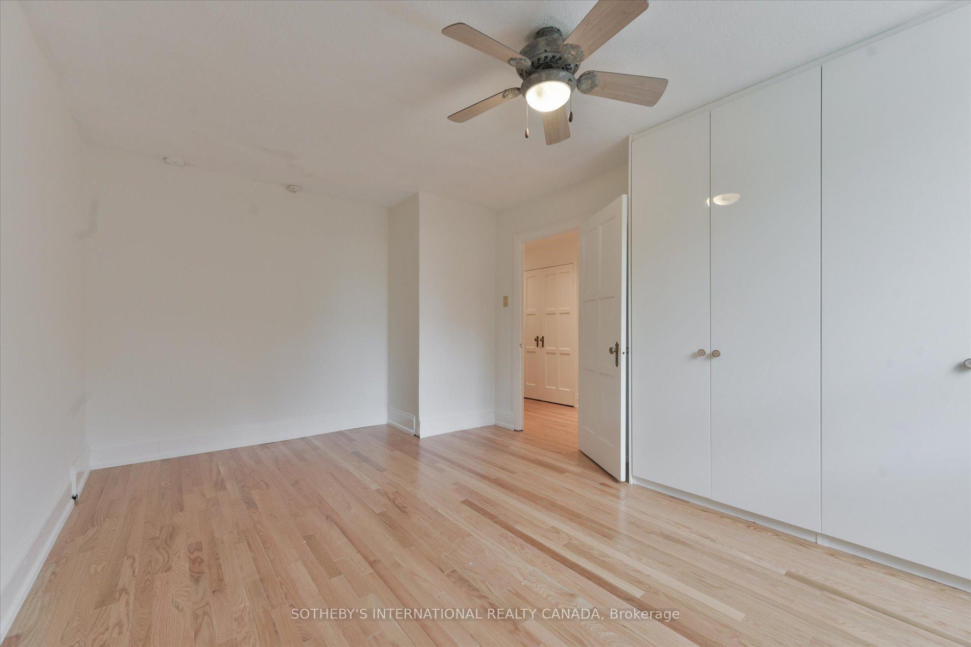 100 Oriole Parkway 106