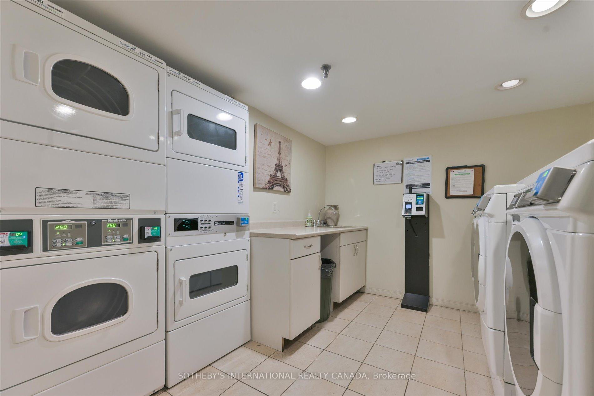 100 Oriole Parkway 106
