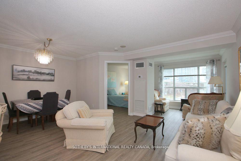600 Queens Quay W 505