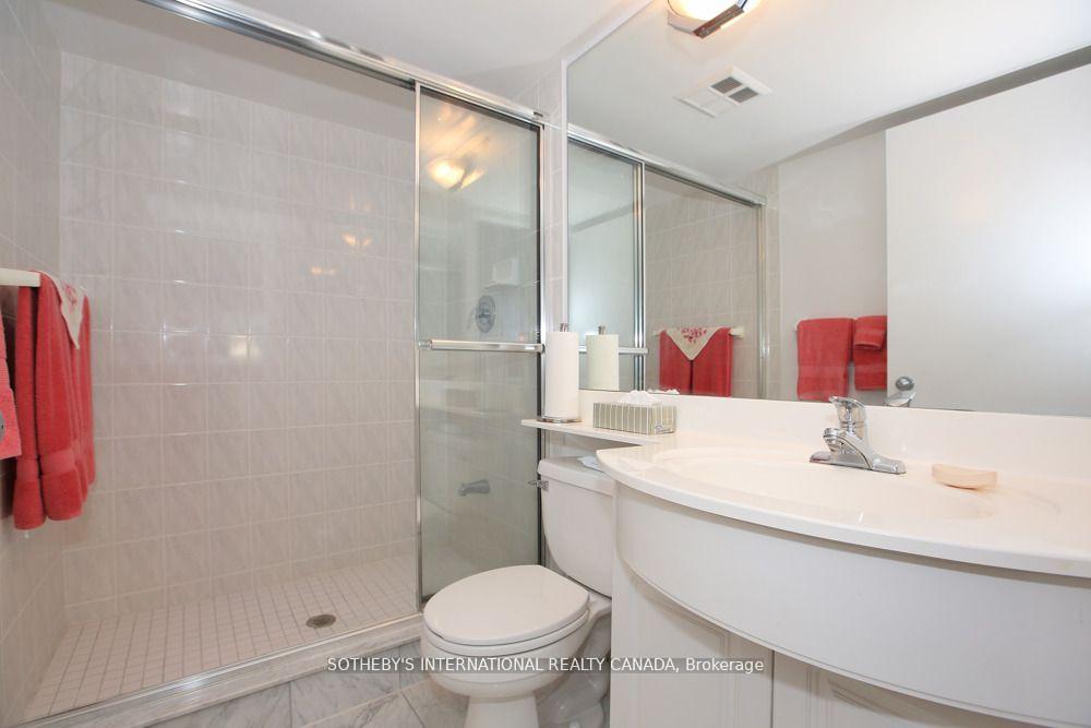 600 Queens Quay W 505