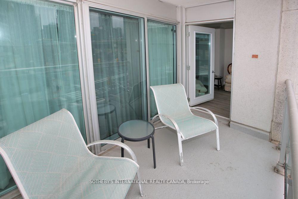 600 Queens Quay W 505