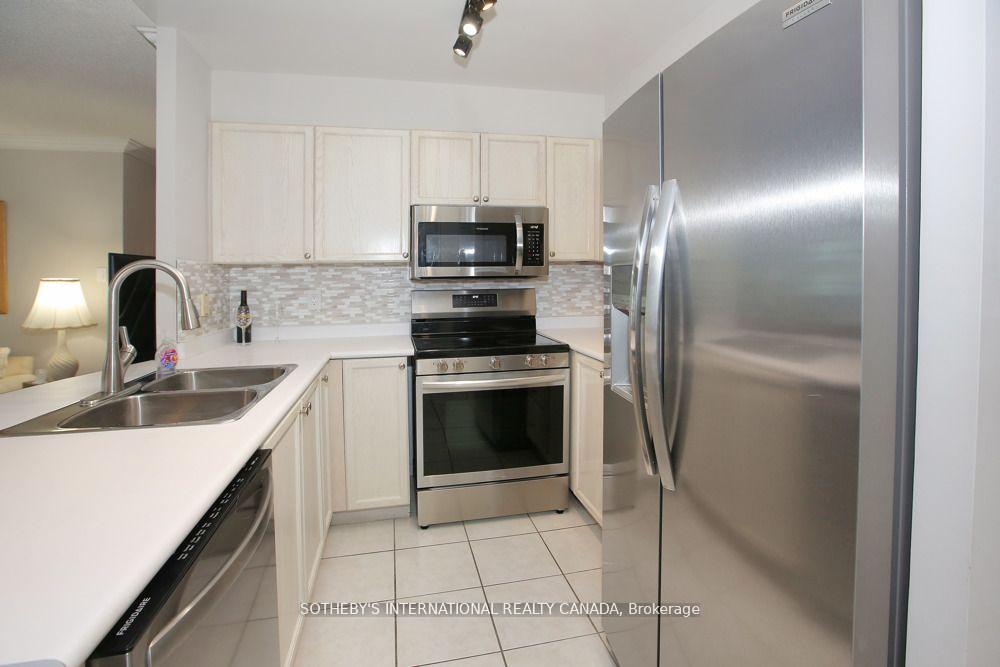 600 Queens Quay W 505