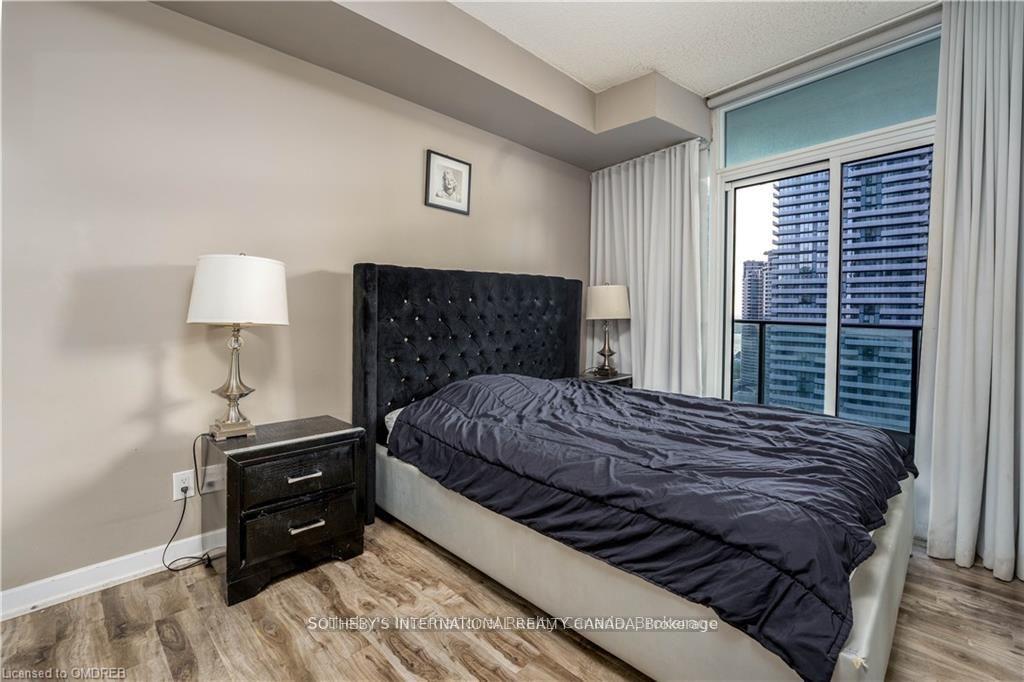 33 Bay Street 2603