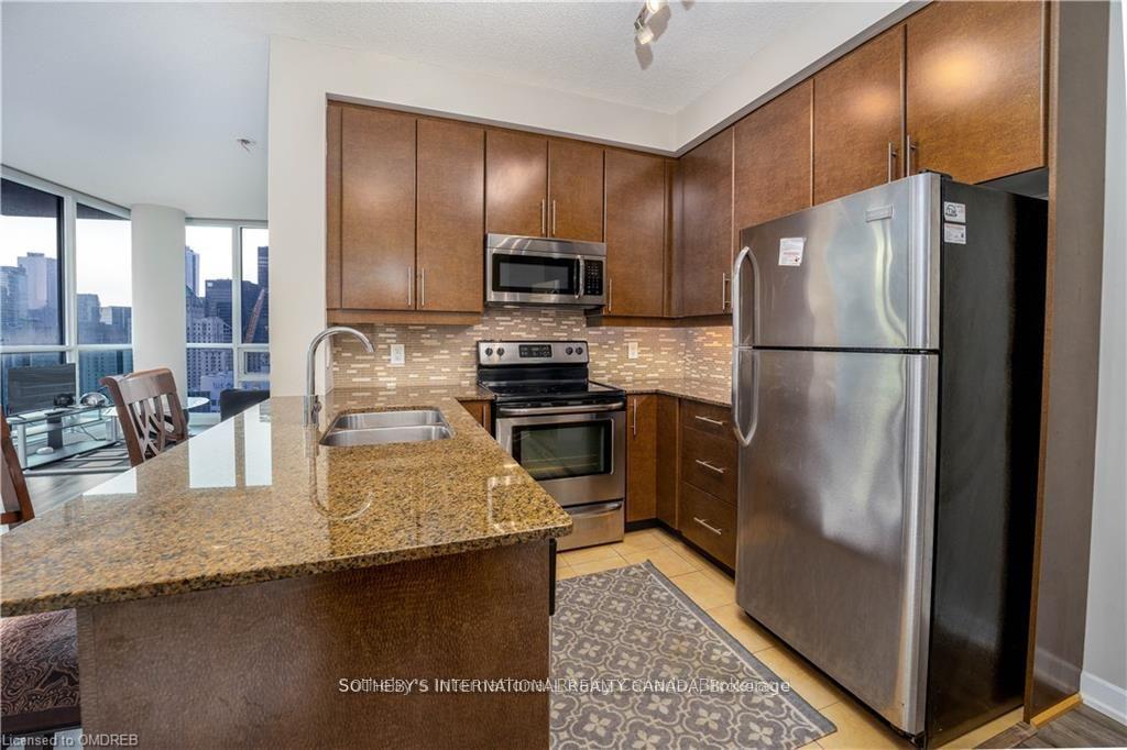 33 Bay Street 2603