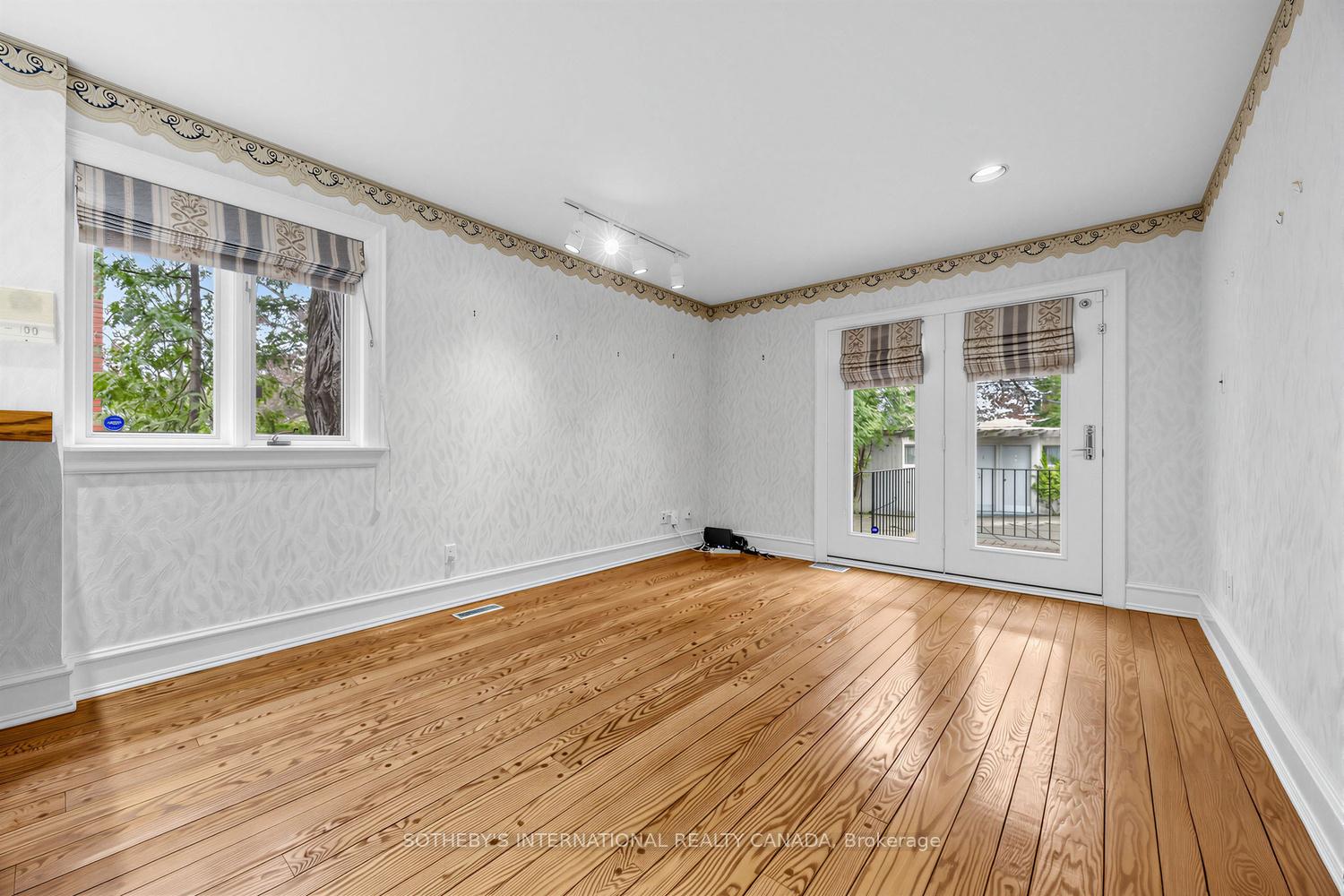36 Hawthorn Avenue
