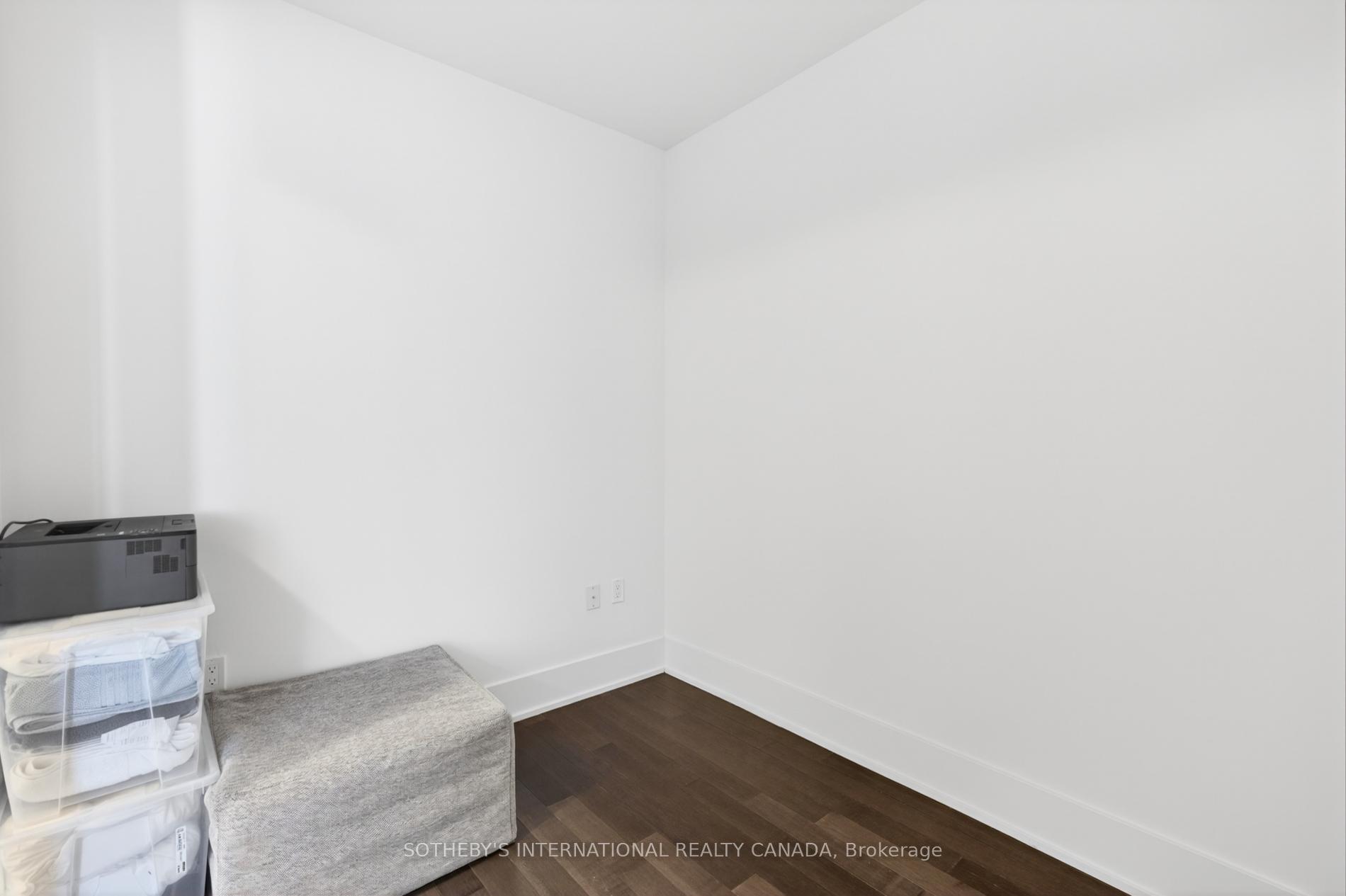 39 Queens Quay N/A E 816