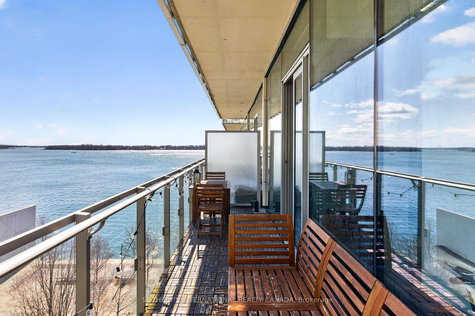 39 Queens Quay N/A E 816