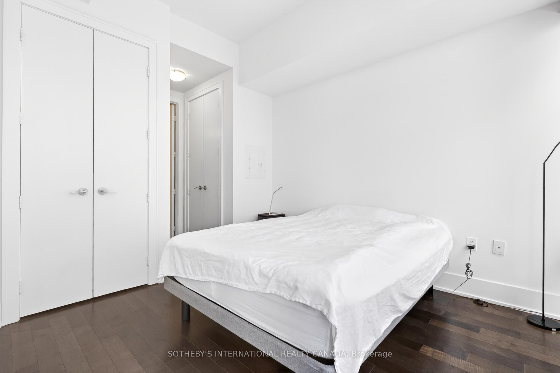 39 Queens Quay N/A E 816