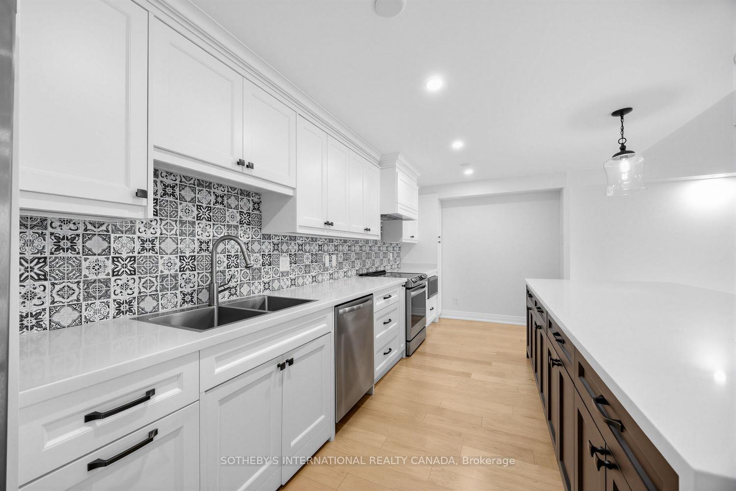 260 Heath Street W 410