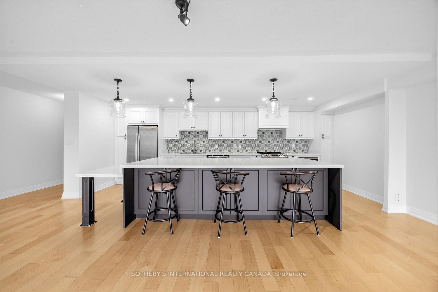260 Heath Street W 410